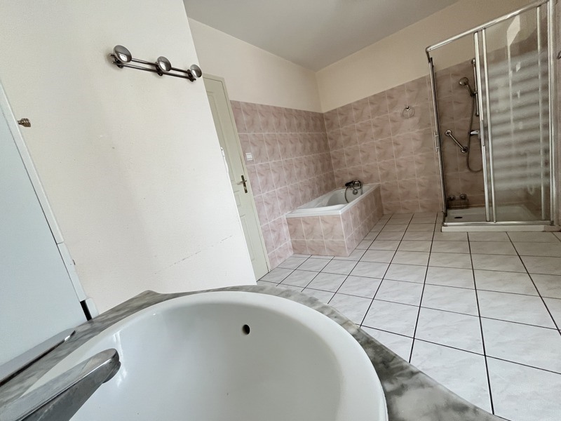 Vente Maison ISSOUDUN - 4 pièces -102 m² - (36100)
