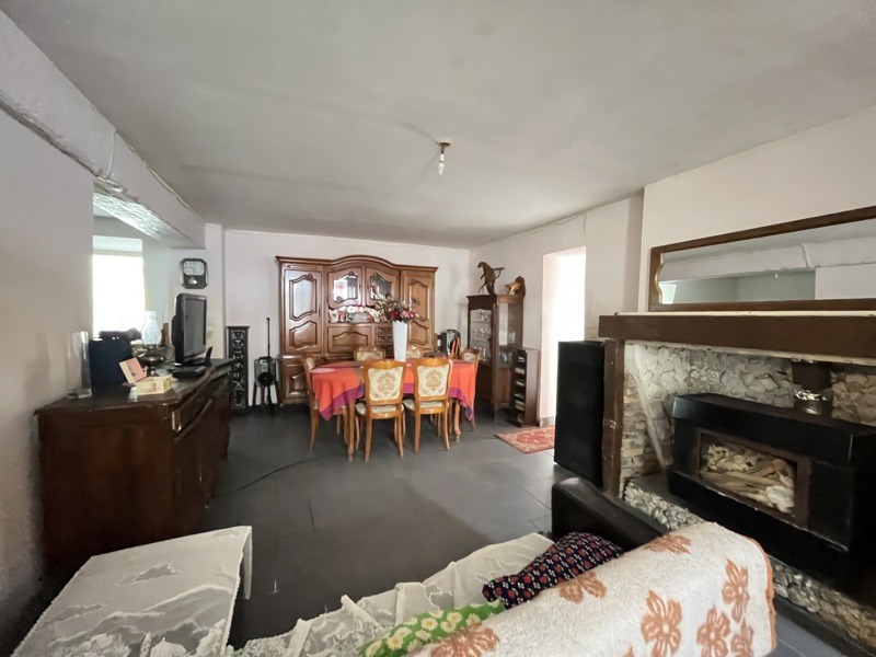Vente Maison CHAROST - 7 pièces -97 m² - (18290)