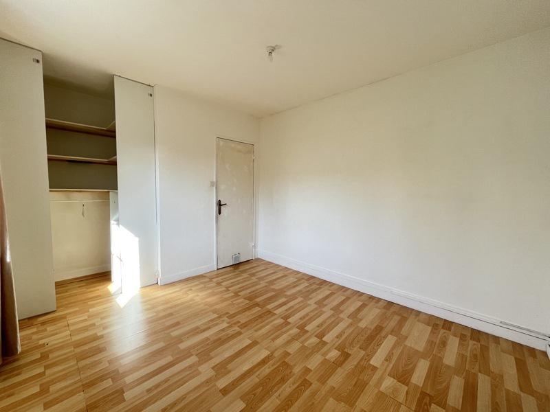 Vente Maison CHAROST - 5 pièces -105 m² - (18290)