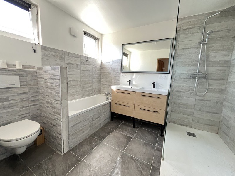 Vente Maison CHAROST - 5 pièces -105 m² - (18290)