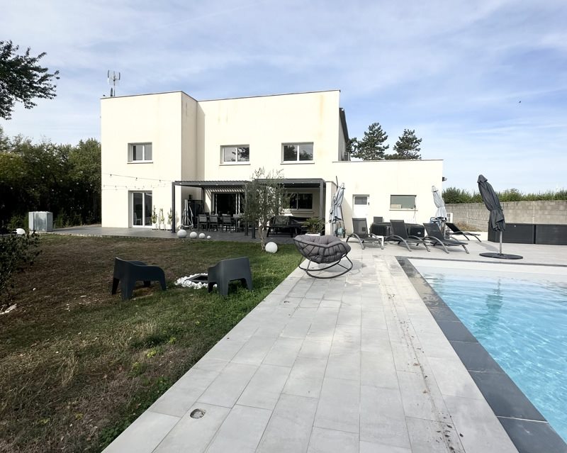 Vente Maison ST GEORGES SUR ARNON - 6 pièces -180 m² - (36100)