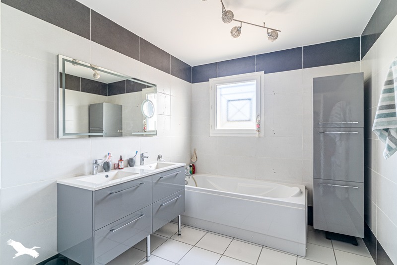 Vente Maison LISTRAC MEDOC - 6 pièces -128 m² - (33480)