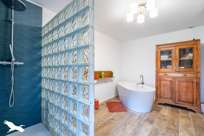 Vente Maison BRACH - 4 pièces -190 m² - (33480)