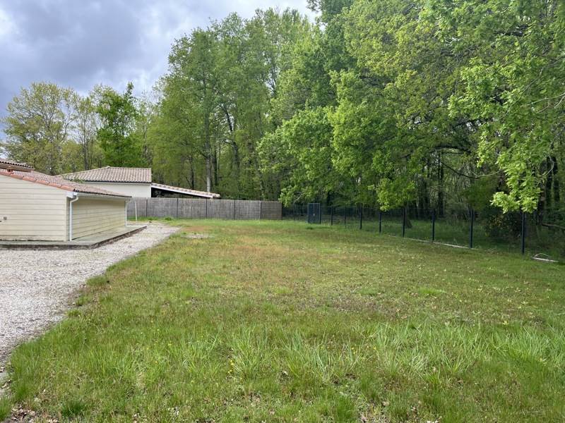 Vente Terrain AVENSAN - -496 m² - (33480)