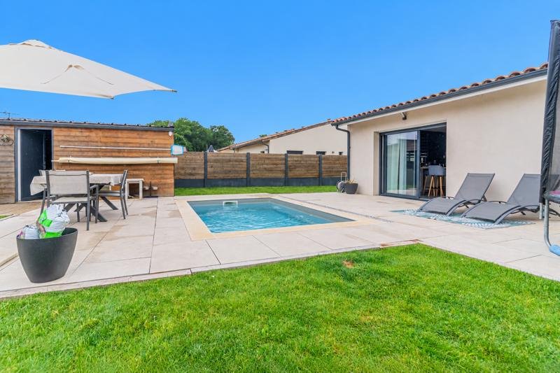 Vente Maison CASTELNAU DE MEDOC - 5 pièces -100 m² - (33480)