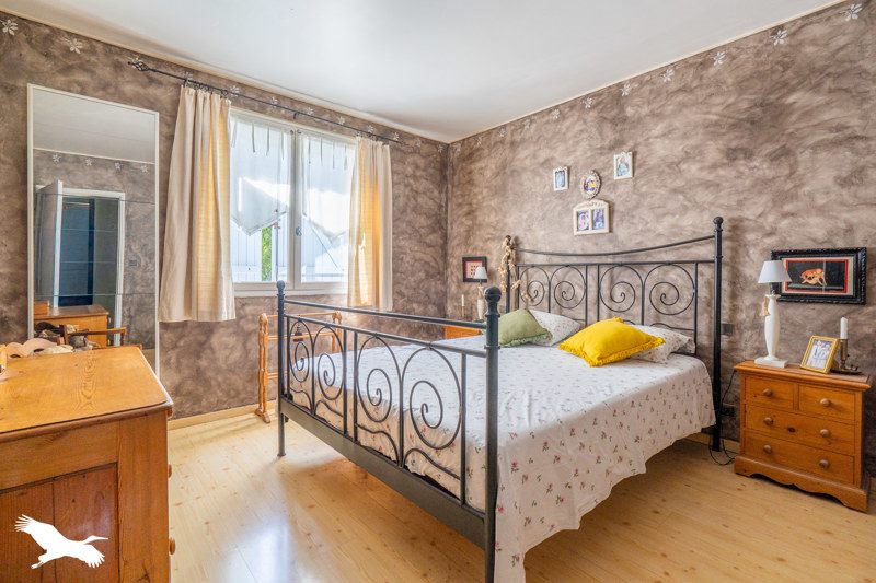 Vente Maison LAMARQUE - 8 pièces -172 m² - (33460)