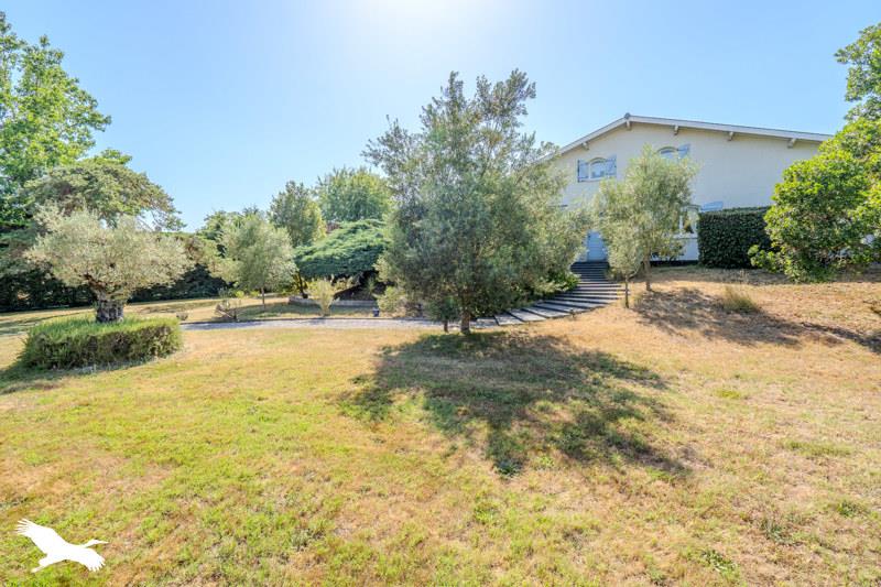 Vente Maison LAMARQUE - 8 pièces -172 m² - (33460)