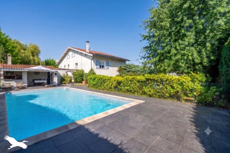 Vente Maison LAMARQUE - 8 pièces -172 m² - (33460)