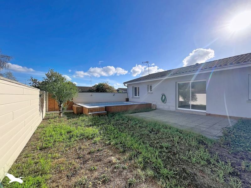Vente Maison AVENSAN - 4 pièces -75 m² - (33480)