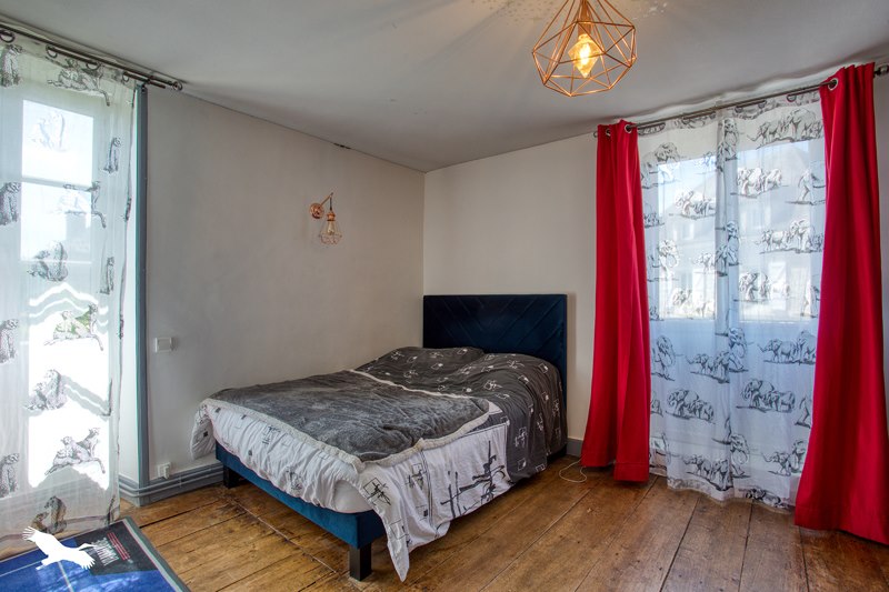 Vente Maison LE VIGNON EN QUERCY - 5 pièces -174 m² - (46110)
