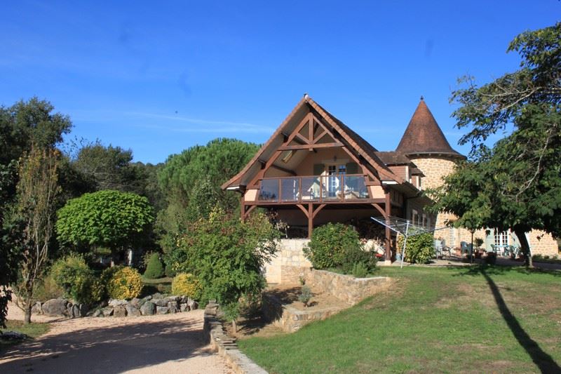 Vente Maison ALTILLAC - 12 pièces -300 m² - (19120)