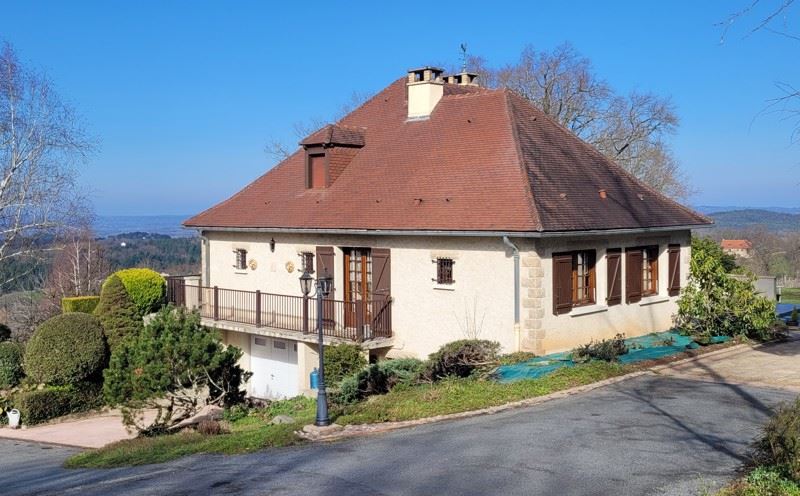 Vente Maison SIONIAC - 8 pièces -250 m² - (19120)