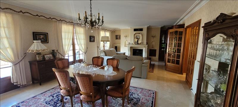 Vente Maison SIONIAC - 8 pièces -250 m² - (19120)