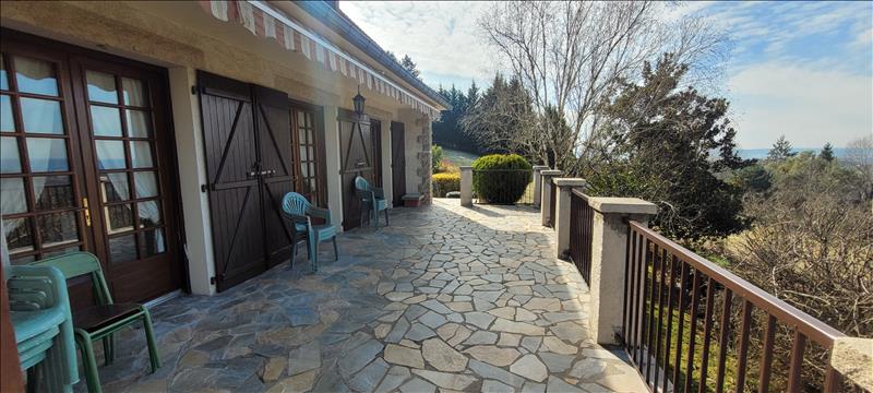 Vente Maison SIONIAC - 8 pièces -250 m² - (19120)