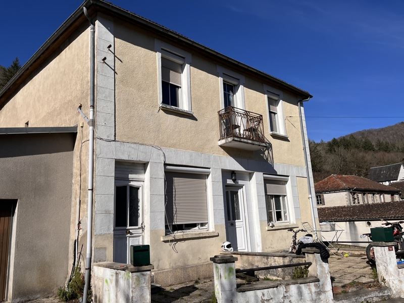 Vente Maison LAVAL DE CERE - 10 pièces -140 m² - (46130)