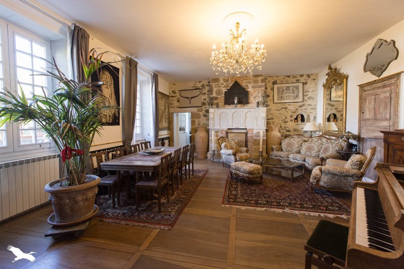 Vente Maison BEAULIEU SUR DORDOGNE - 8 pièces -360 m² - (19120)