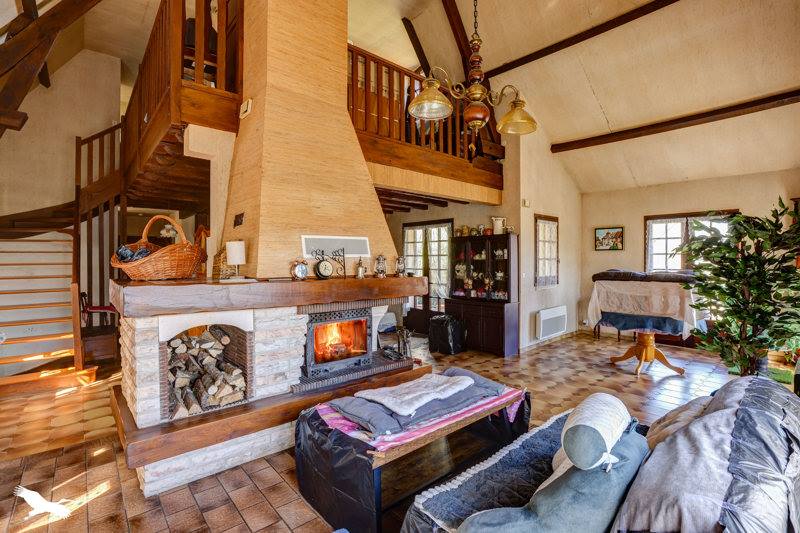 Vente Maison BEAULIEU SUR DORDOGNE - 7 pièces -200 m² - (19120)