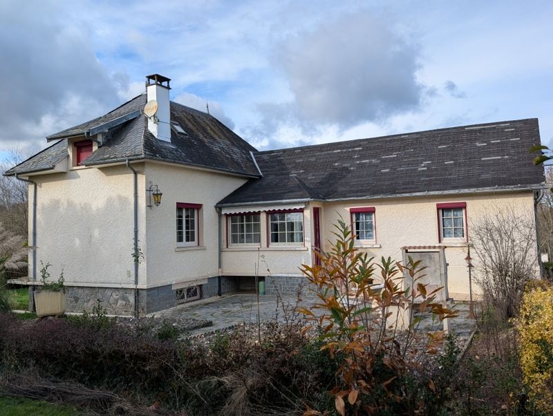 Vente Maison ST PARDOUX L ORTIGIER - 5 pièces -133 m² - (19270)
