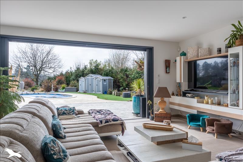Vente Maison LUBERSAC - 5 pièces -240 m² - (19210)