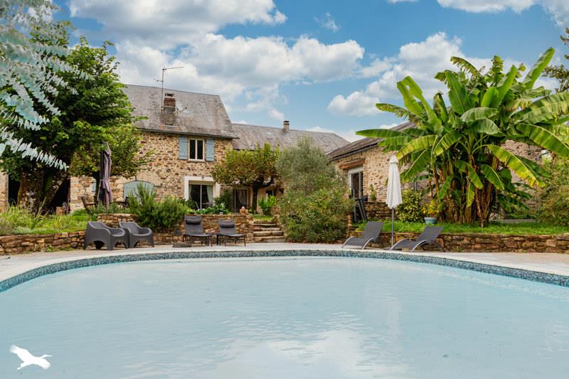 Vente Maison LA PORCHERIE - 14 pièces -400 m² - (87380)