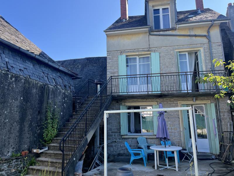 Vente Maison UZERCHE - 6 pièces -130 m² - (19140)