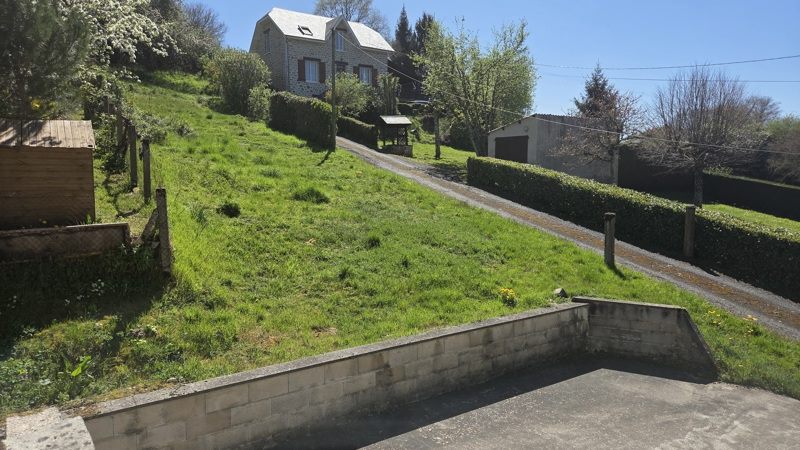 Vente Maison CONDAT SUR GANAVEIX - 7 pièces -138 m² - (19140)