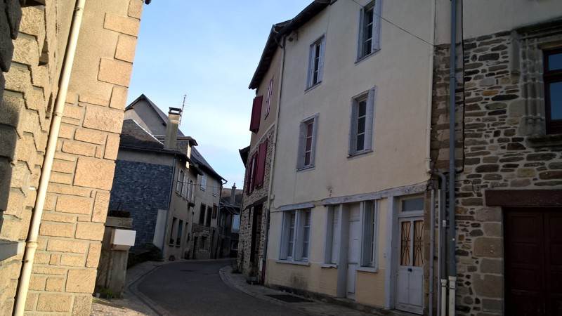 Vente Immeuble UZERCHE - -  165 m² - (19140)