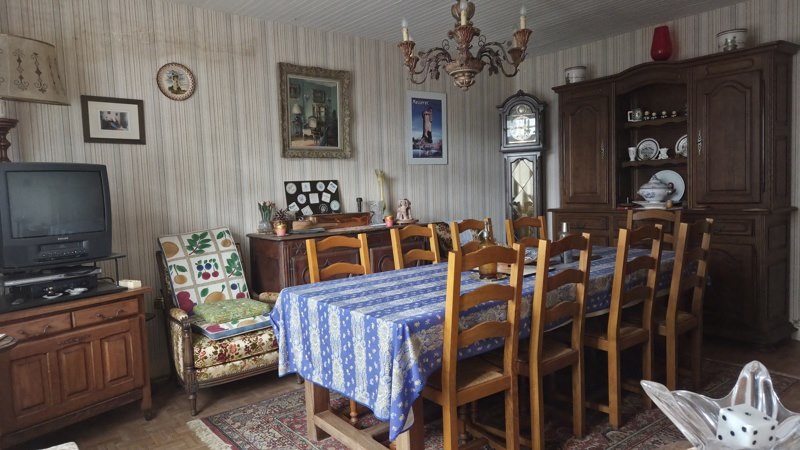 Vente Maison MASSERET - 7 pièces -264 m² - (19510)