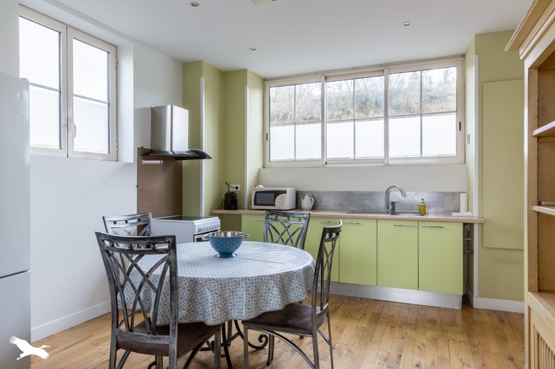 Vente Maison UZERCHE - 16 pièces -386 m² - (19140)