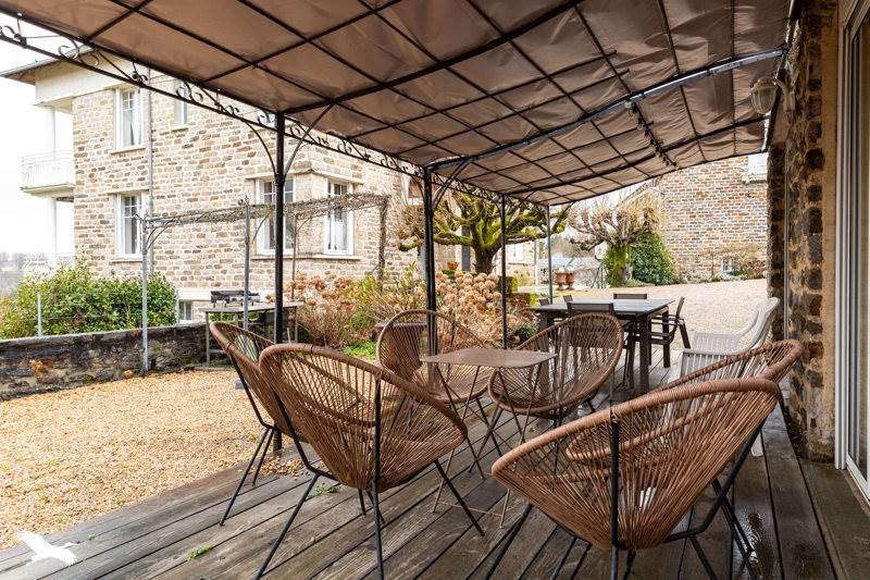 Vente Maison UZERCHE - 16 pièces -386 m² - (19140)