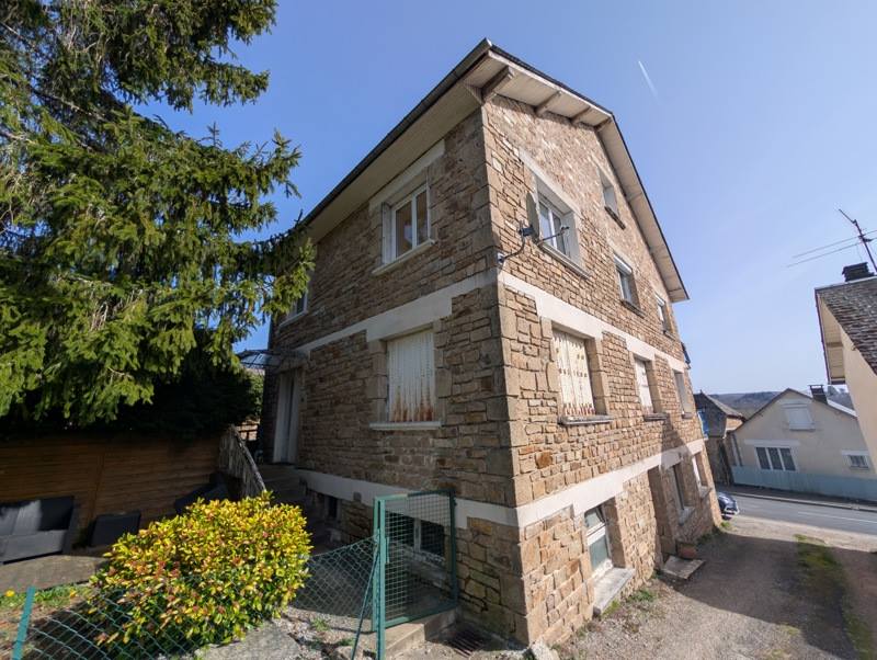 Vente Maison LE LONZAC - 15 pièces -243,1 m² - (19470)