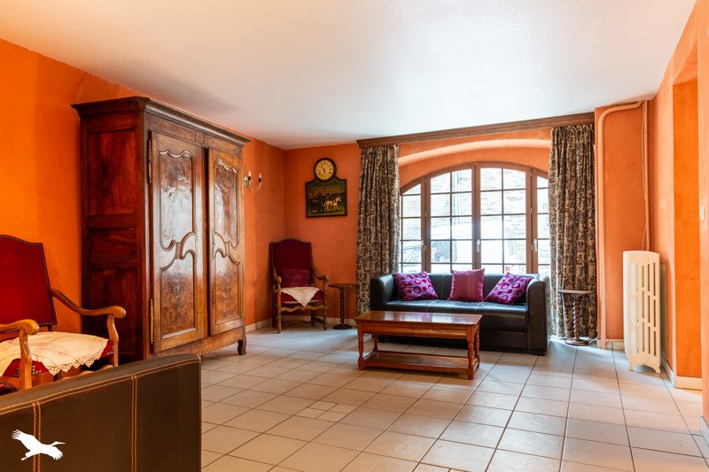 Vente Maison UZERCHE - 7 pièces -276 m² - (19140)