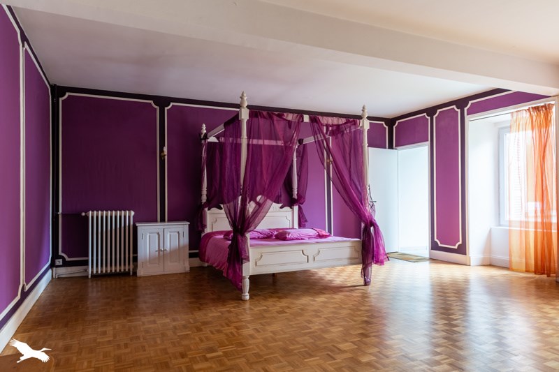 Vente Maison UZERCHE - 7 pièces -276 m² - (19140)