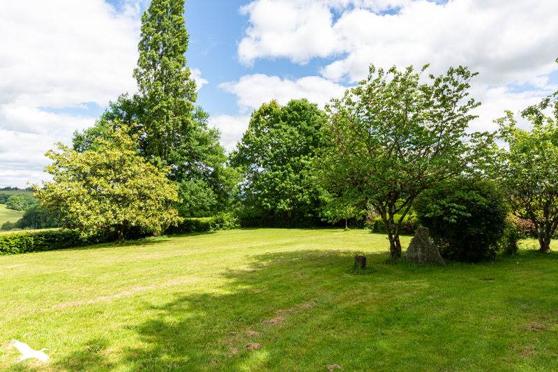 Vente Maison ST YBARD - 6 pièces -154 m² - (19140)