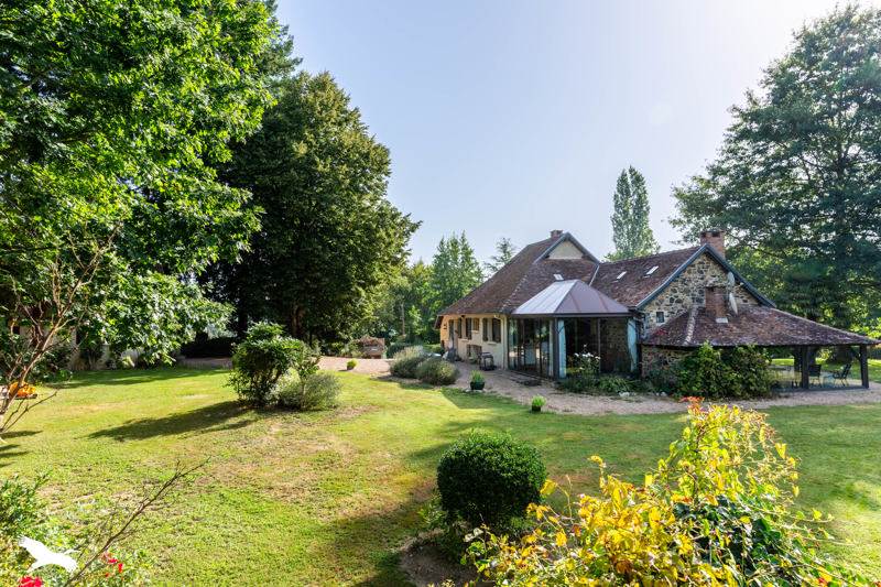Vente Maison ST YBARD - 6 pièces -154 m² - (19140)