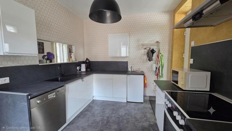 Vente Maison UZERCHE - 5 pièces -105 m² - (19140)