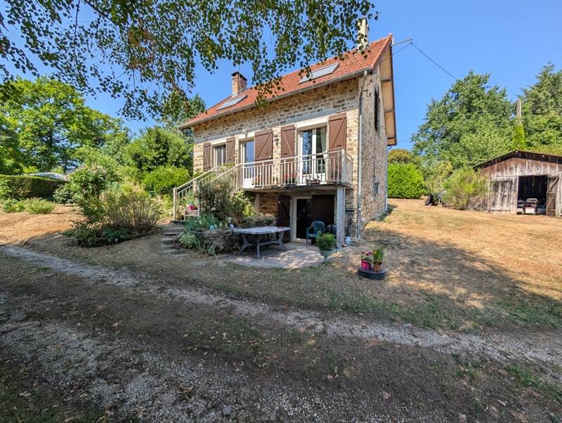 Vente Maison Condat-sur-Ganaveix - 5 pièces -88,5 m² - (19140)