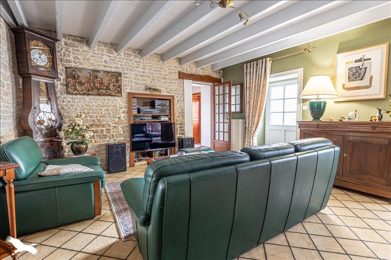Vente Maison VAL DU MIGNON - 6 pièces -188 m² - (79210)