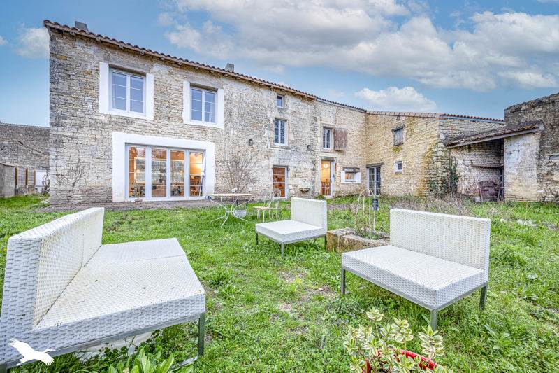 Vente Maison VAL DU MIGNON - 5 pièces -164 m² - (79210)