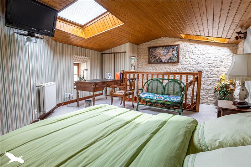 Vente Maison VAL DU MIGNON - 6 pièces -188 m² - (79210)
