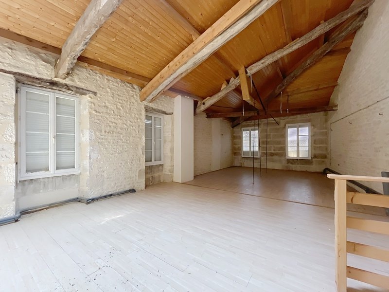 Vente Maison MAUZE SUR LE MIGNON - 14 pièces -323 m² - (79210)
