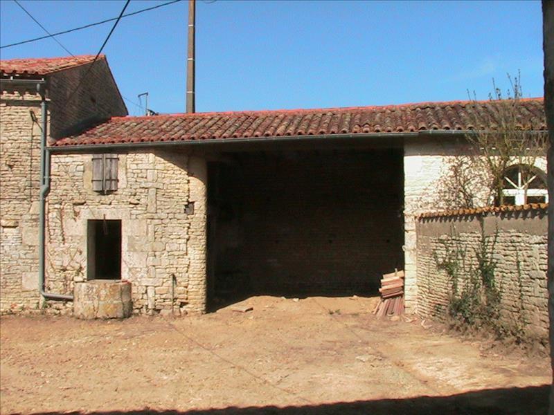 Vente Grange LA FOYE MONJAULT - -155 m² - (79360)