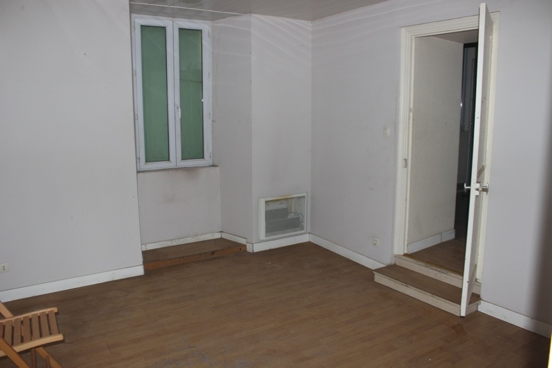 Vente Immeuble MAUZE SUR LE MIGNON - -  192 m² - (79210)