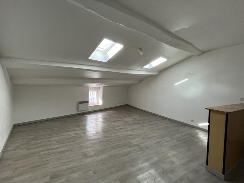Vente Immeuble MAUZE SUR LE MIGNON - -  105 m² - (79210)