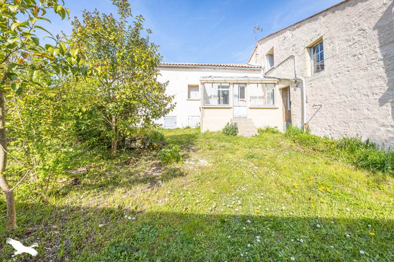 Vente Maison LA LAIGNE - 4 pièces -101 m² - (17170)