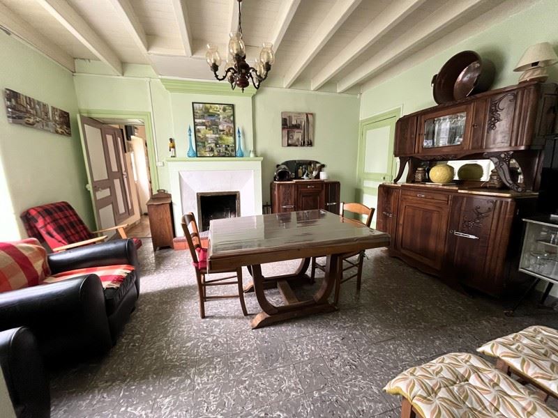 Vente Maison ST HILAIRE LA PALUD - 7 pièces -245 m² - (79210)