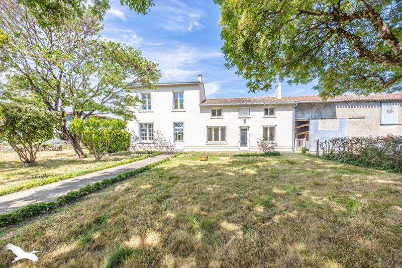 Vente Maison AMURE - 5 pièces -126 m² - (79210)