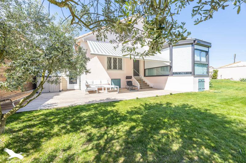 Vente Maison MAUZE SUR LE MIGNON - 6 pièces -158 m² - (79210)