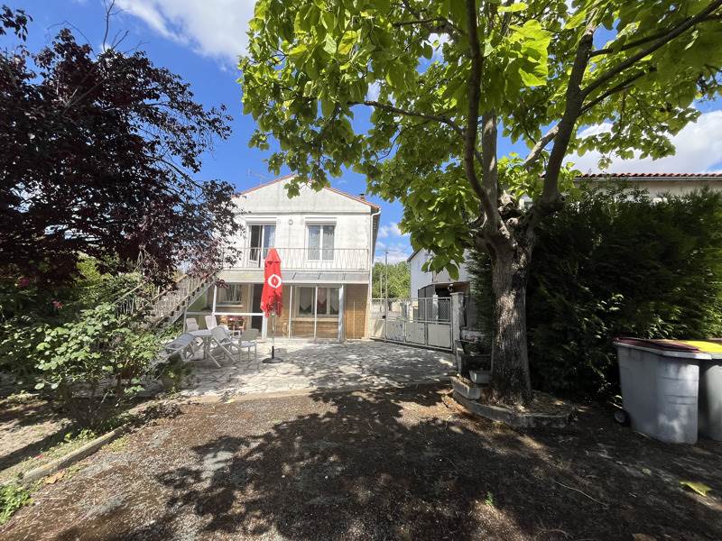 Vente Maison MAUZE SUR LE MIGNON - 7 pièces -178 m² - (79210)