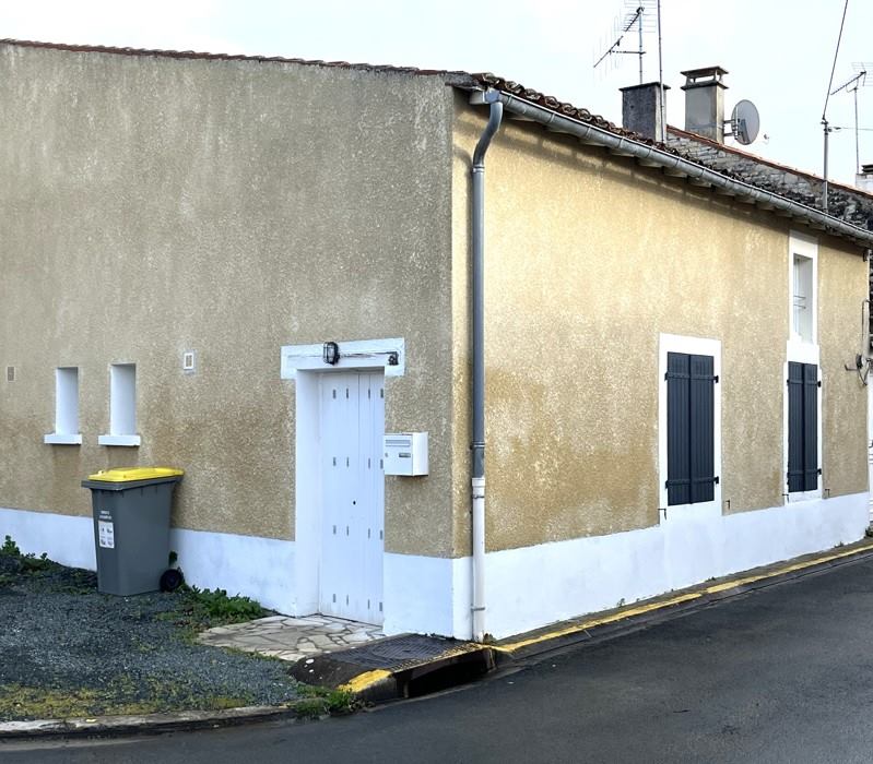 Vente Maison MAUZE SUR LE MIGNON - 3 pièces -63 m² - (79210)
